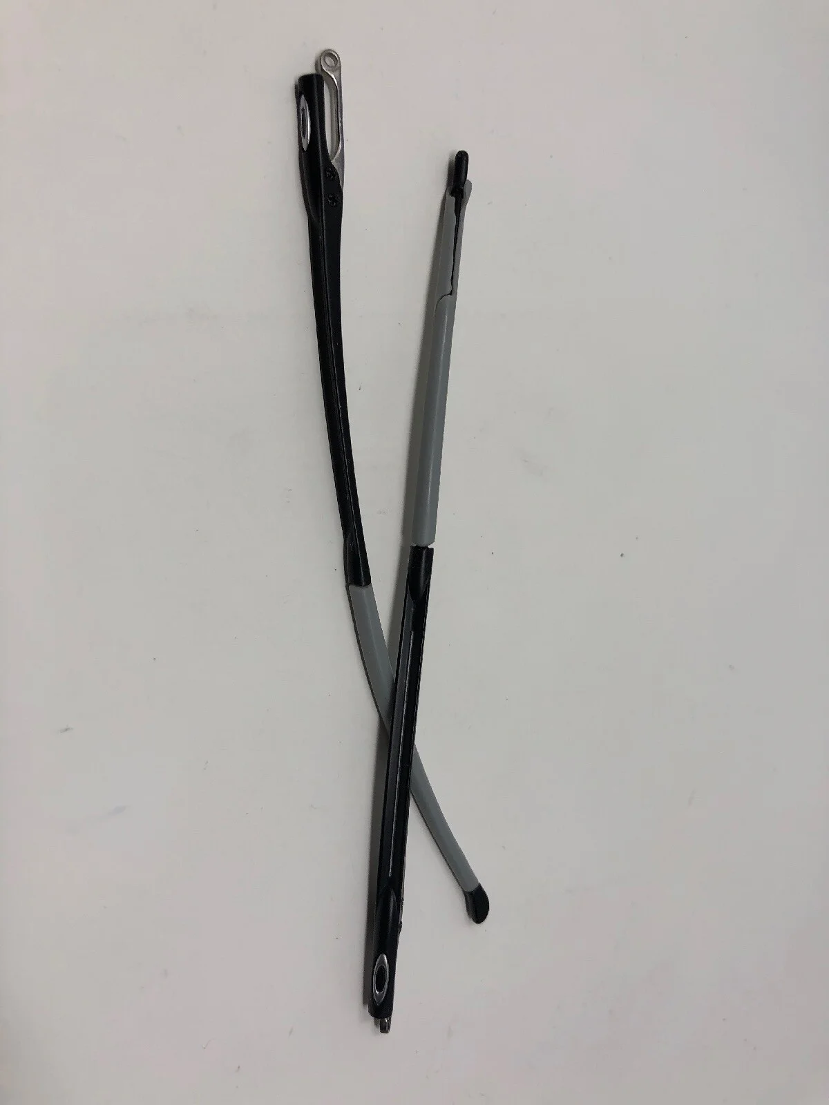 Authentic Temple Replacement PARTS Oakley RHINOCHASER 3111-0252 143mm KD00