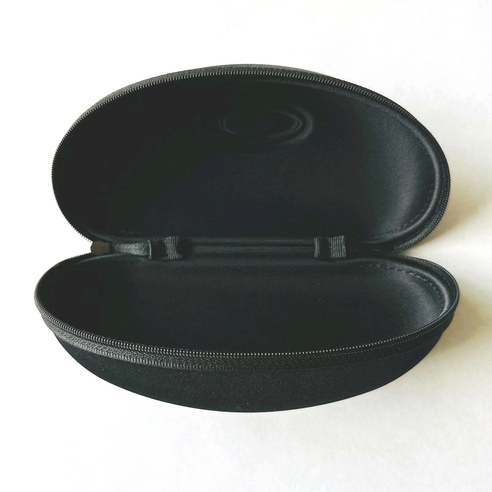 NEW OAKLEY BLACK LARGE ZIPPER COMPARTMENT SUNGLASS EYEGLASSES OPTICAL CASE ONLY 3