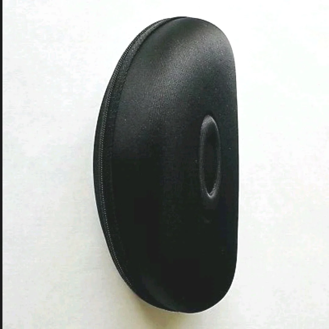 Oakley Nylon Clam Shell Glasses Case 2